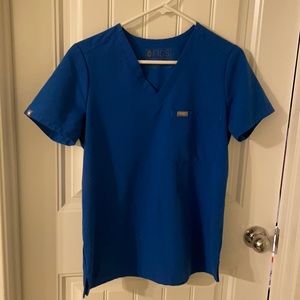 Figs Catarina scrub top